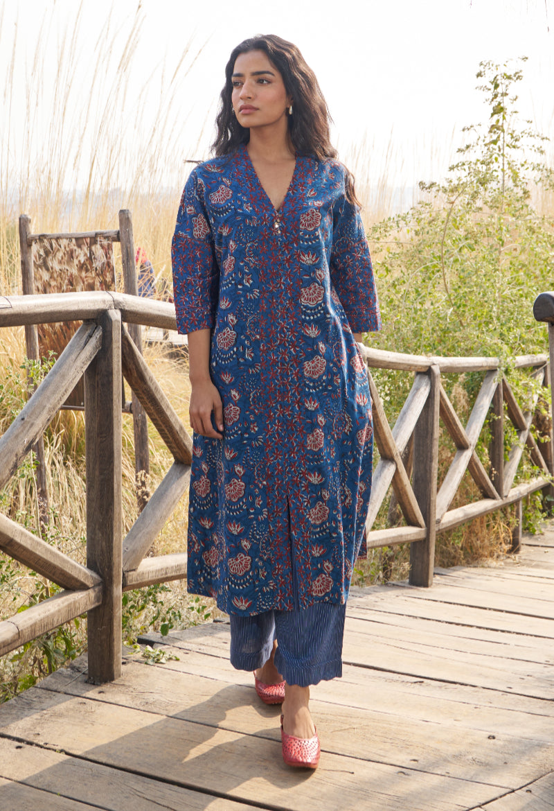 Kaafsa Indigo Kurta