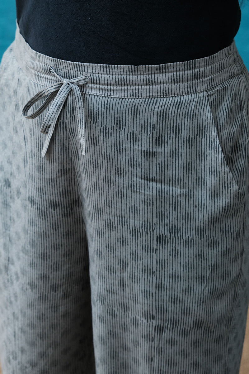 Grey Straight Pant - Dhãran