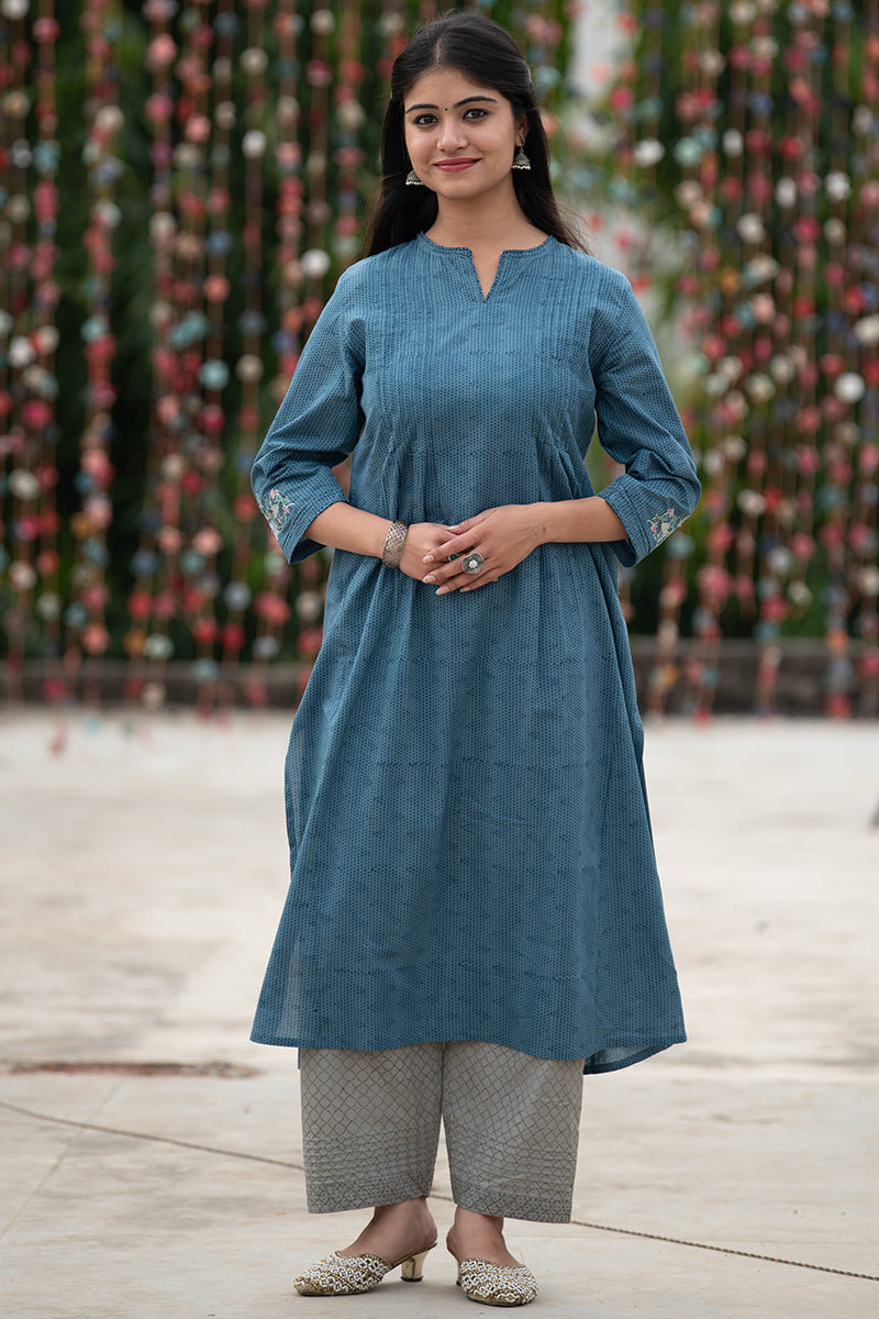 Blue Embroidered Kalidar Kurta - Dhãran